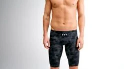 TYR Men's Venzo™ High Jammer - USA Blackout Camo -TYL Clothing Shop 1417232461 1fa490927db882cfac98a9ac395d990857922522240520bb2f0b696e832c1d19 d 295x166