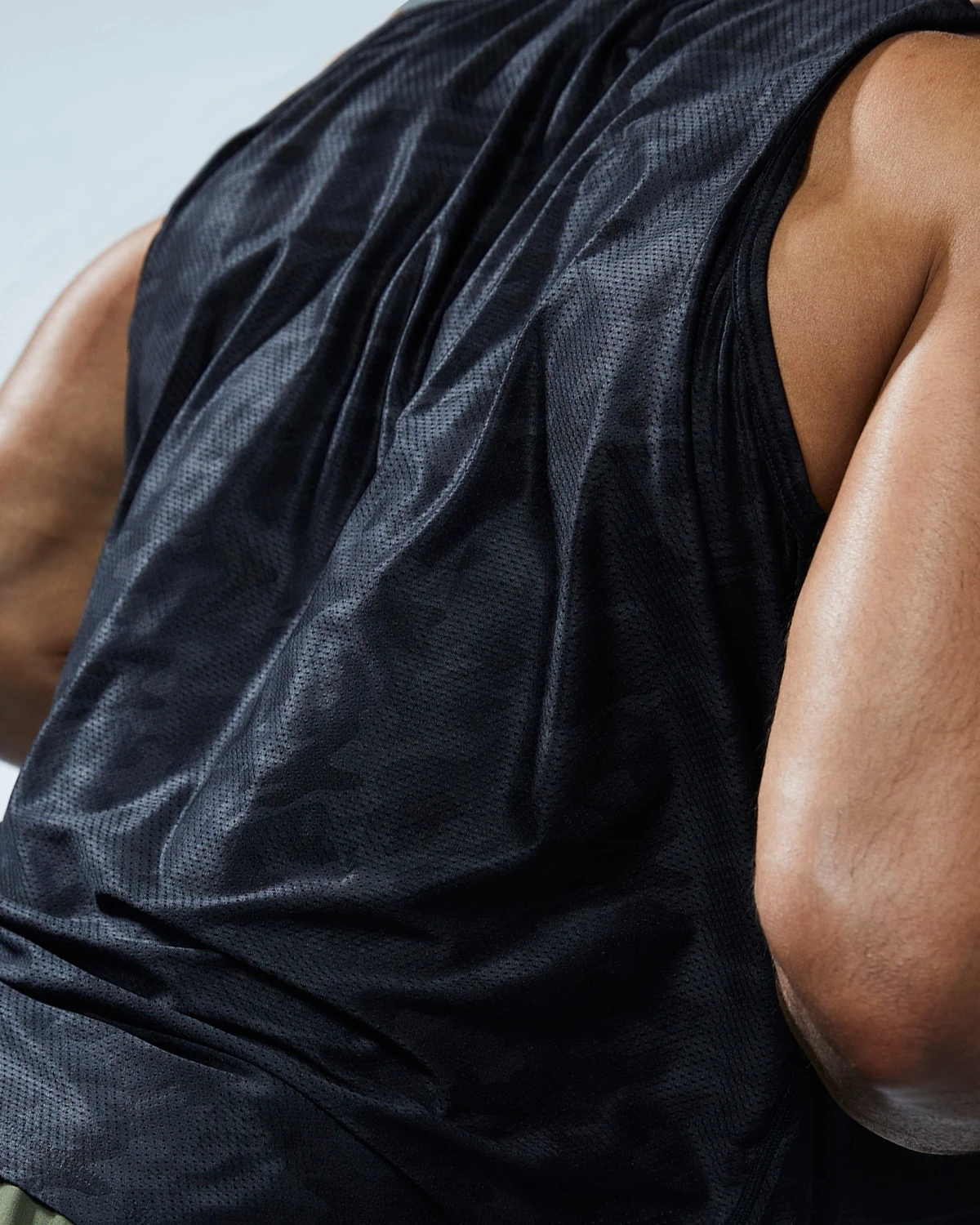 TYR Airtec™ Men's Tank - Blackout Camo 11 TYR Airtec™ Men's Tank - Blackout Camo - Image 9