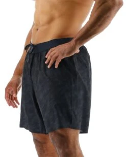 TYR Hydrosphere™ Men's Lined 9" Unbroken Shorts - Blackout Camo 11 TYR Hydrosphere™ Men's Lined 9" Unbroken Shorts - Blackout Camo -TYL Clothing Shop MUSNLB3A 001 alt04