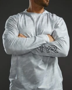 TYR SunDefense™ Men's Vented Hooded Shirt - Camohex -TYL Clothing Shop PMLHCA7A 990 alt07