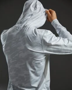 TYR SunDefense™ Men's Vented Hooded Shirt - Camohex -TYL Clothing Shop PMLHCA7A 990 alt09