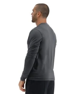 TYR SunDefense™ Men's Vented Long Sleeve Crew Shirt - Solid 15 TYR SunDefense™ Men's Vented Long Sleeve Crew Shirt - Solid -TYL Clothing Shop TSMPLS7A 927 alt03