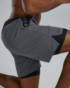 TYR Hydrosphere™ Men's Lined 7" Unbroken Shorts - Solid 39 TYR Hydrosphere™ Men's Lined 7" Unbroken Shorts - Solid -TYL Clothing Shop muslso3a 255 alt08 1