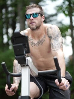 TYR Springdale HTS Polarized Sunglasses -TYL Clothing Shop tyr travis mayer 03 21